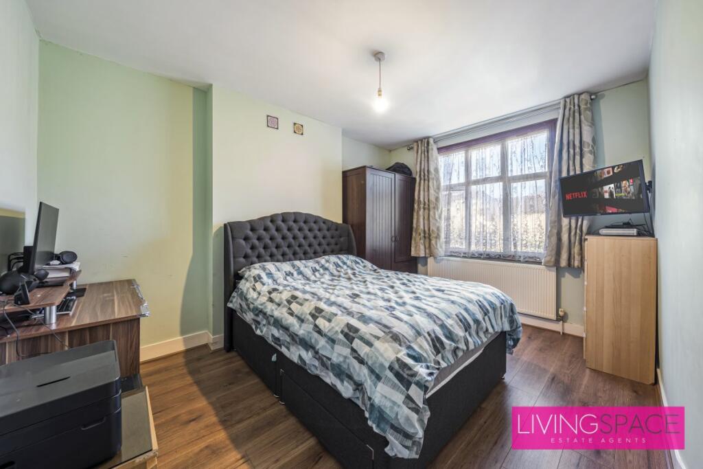 St Edmunds Road, Edmonton