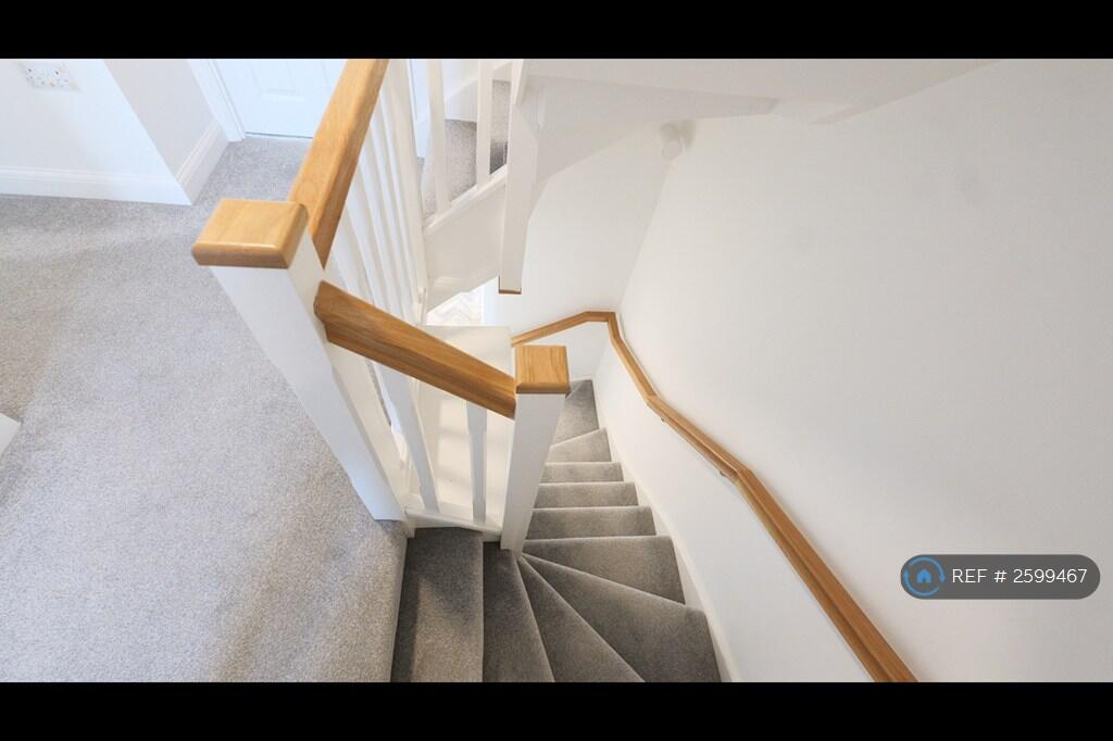1st Floor Landing