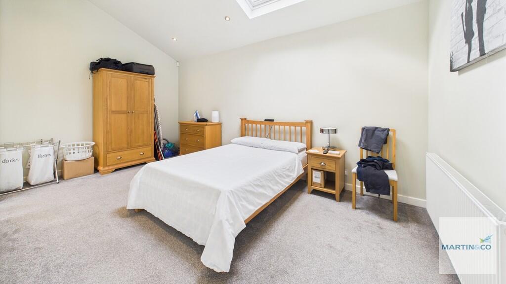 CAM03663G0-PR0173...