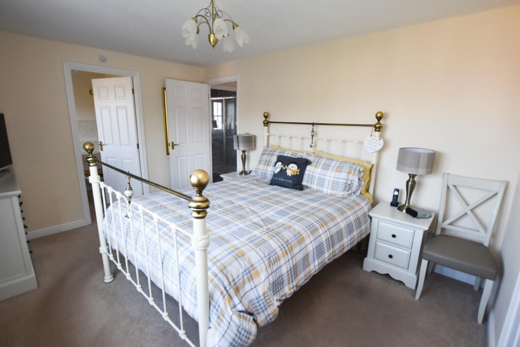 Principal Bedroom...