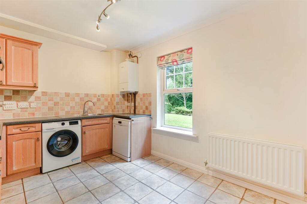 CHICHESTER HOUSE (10).jpg