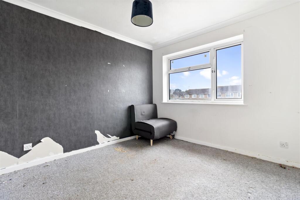 14 Willow Crescent-011.JPG