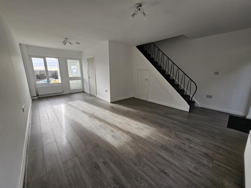 WhatsApp Image 2025-02-03 at 13.37.50 (5).jpeg