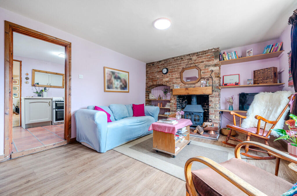 1330272-11-688a26...