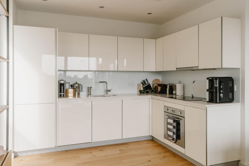 306041 - Sandon Court_High Res-12.jpg