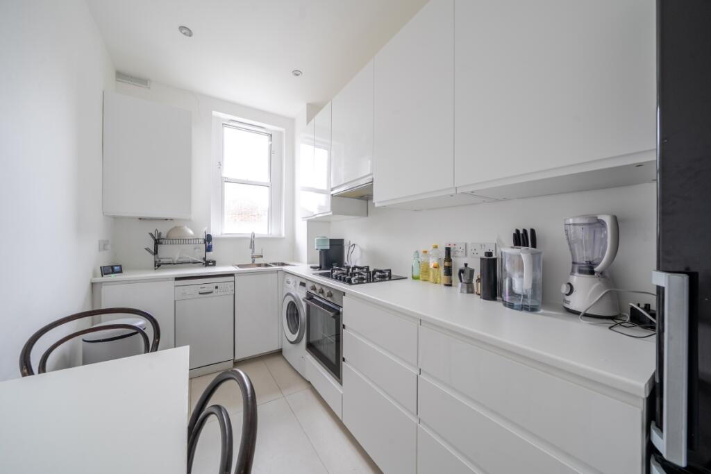 1326870-6-68837bf...