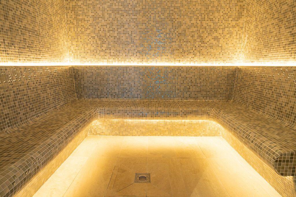 2024 Sussex Rye Harbour Empty Indoor Spa Swimming 