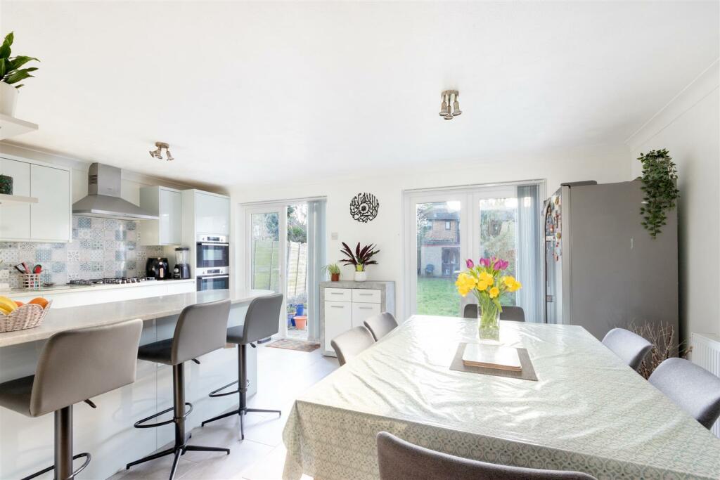 Wandle Road Ph15 (8).jpg
