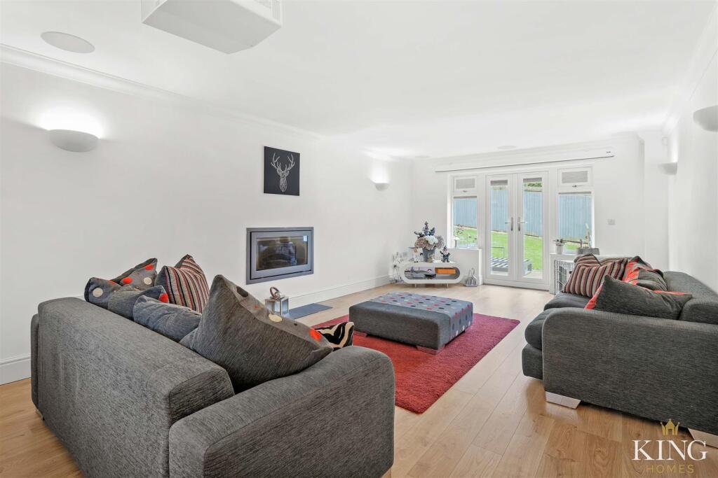 King Homes-229.jpg
