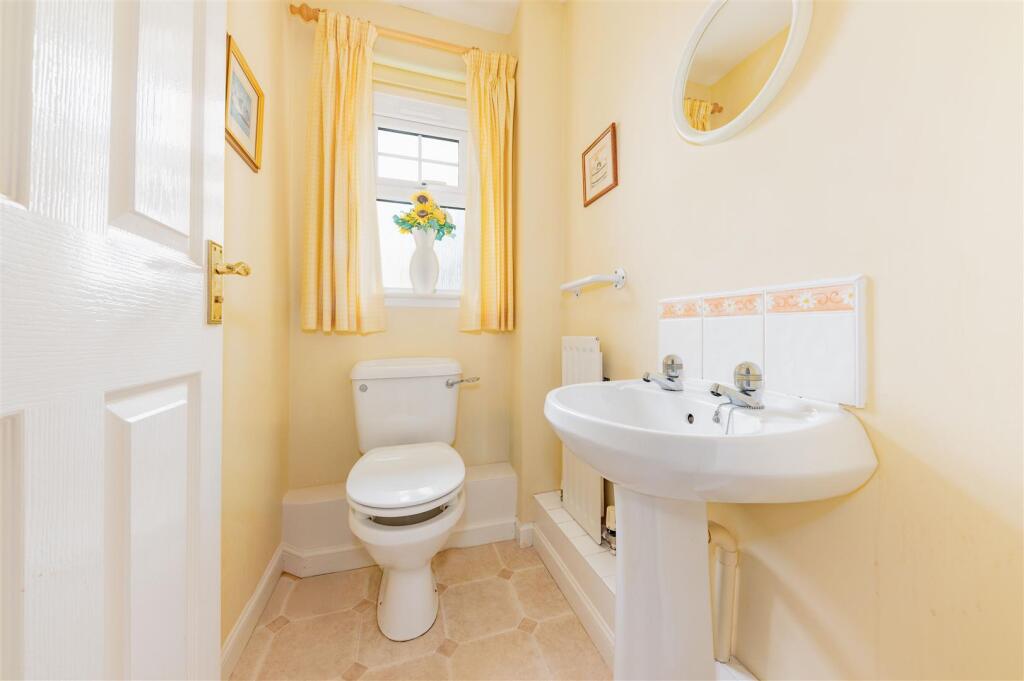 30 Lawers Road Panmurefield-12.JPG