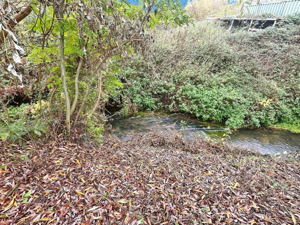 bf052cda-9-459C-BB40-7C087C0B68C9-4172-000002D2565