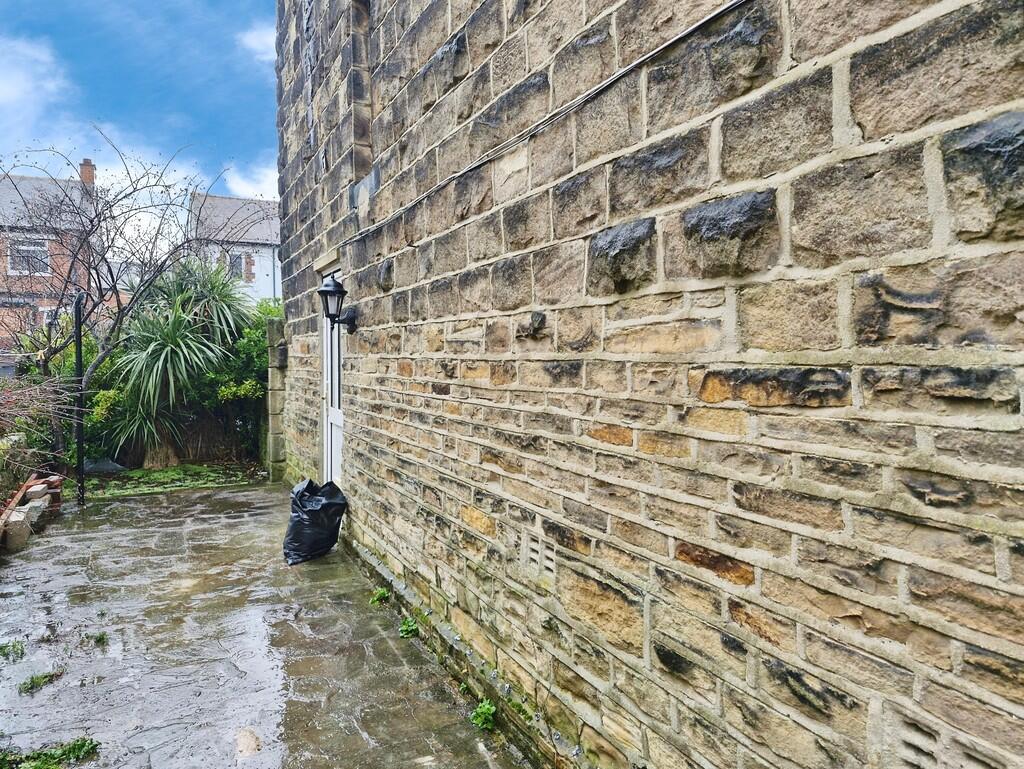 01d67324-10000583...