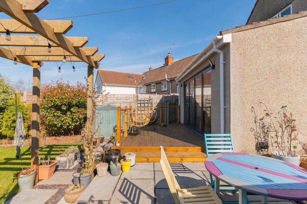 0B2TRCS - External D.jpg