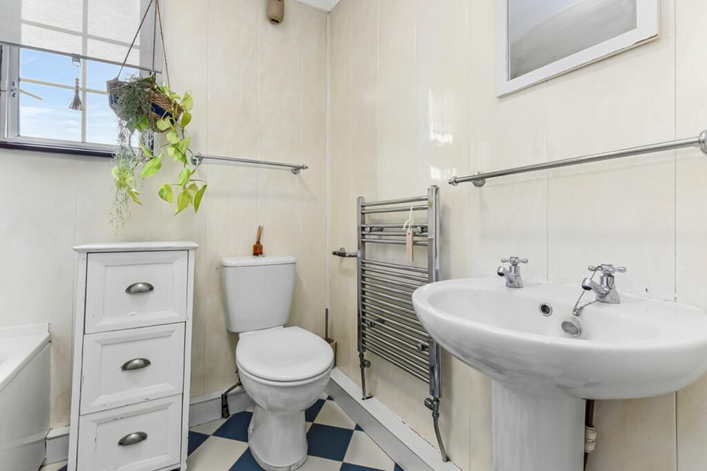 First Floor Bathroom