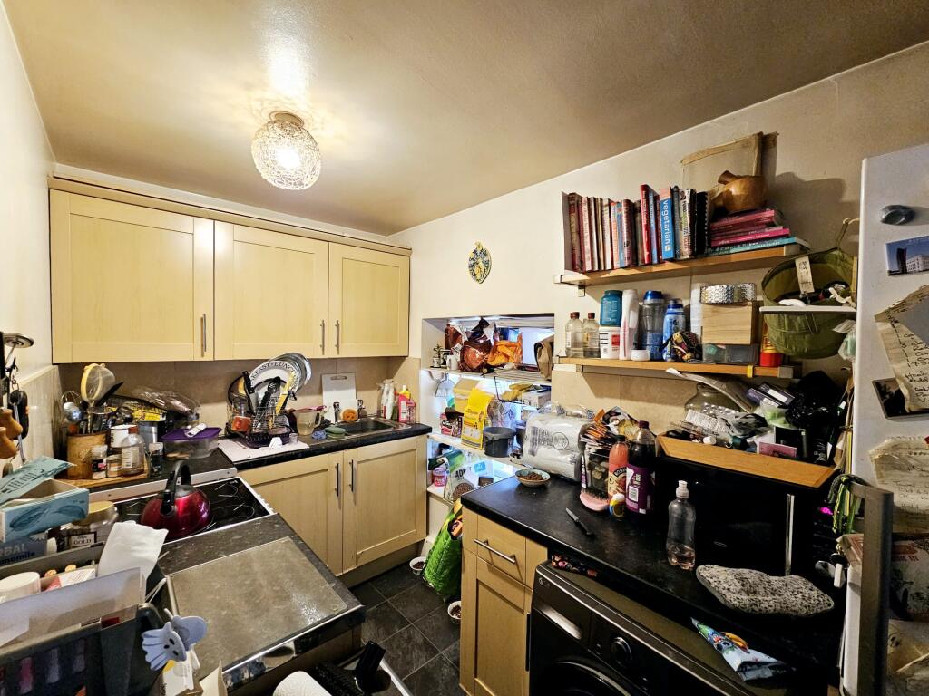 bbd4aa34-3597-49b7-b870-8622aebbbb25