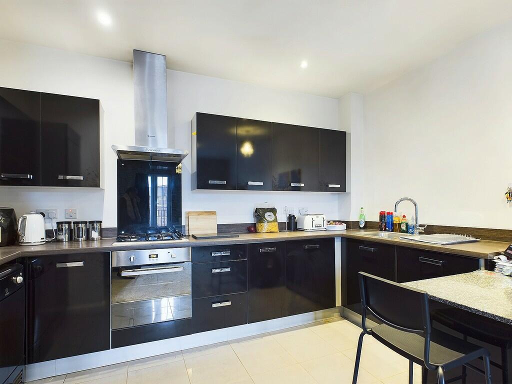 CAM03582G0-PR0056...