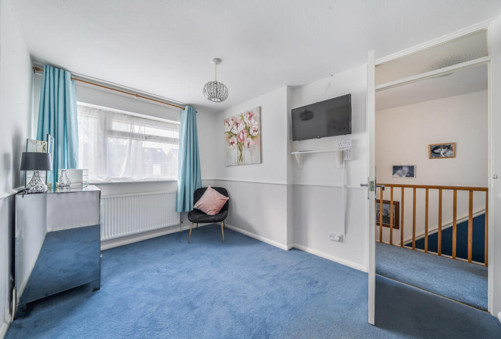 1387019-11-693fef...