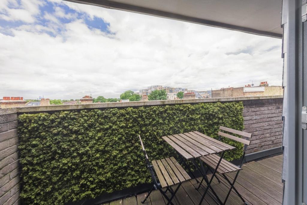 Balcony (2).jpg