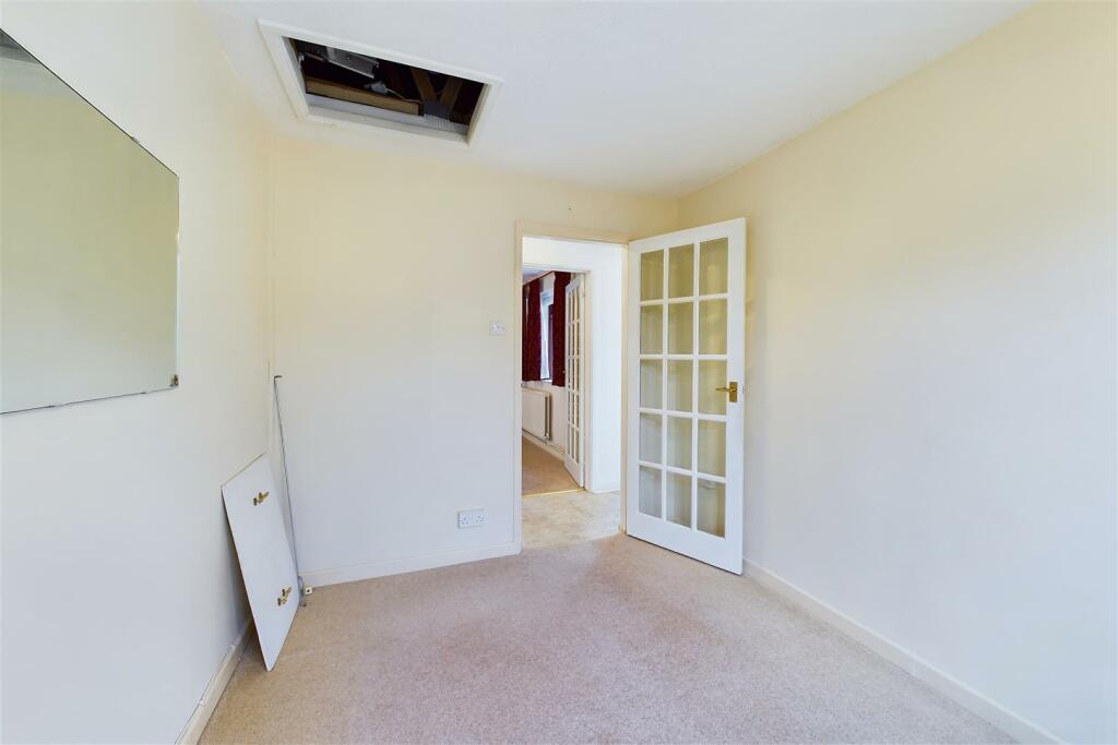 Chafra, The Common, Stoke Lodge, Patchway BS34 6AL