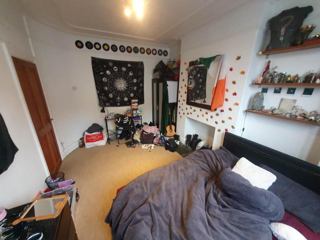 Ground floor front b