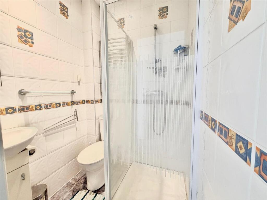 WhatsApp Image 2025-10-27 at 16.46.31_4466c6d1.jpg