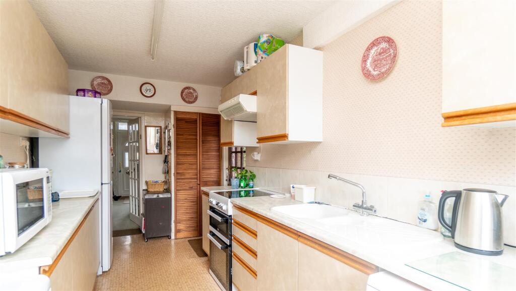 Breakfast Kitchen