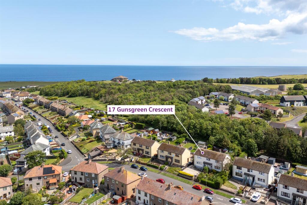 17_gunsgreen_crescent_eyemouth-01.jpg
