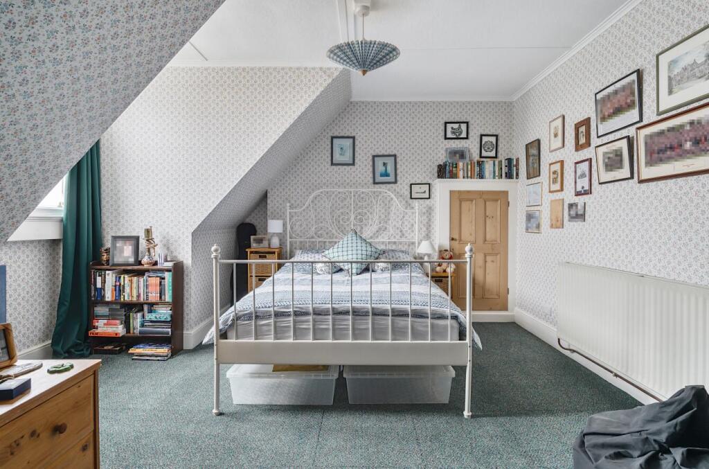 52 Hillmorton Road, Rugby