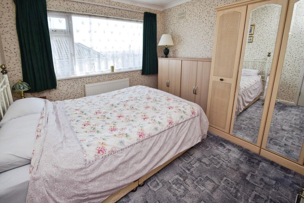 83cb795e-Bedroom ...