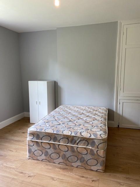 BF 46 SPR bedroom 5.