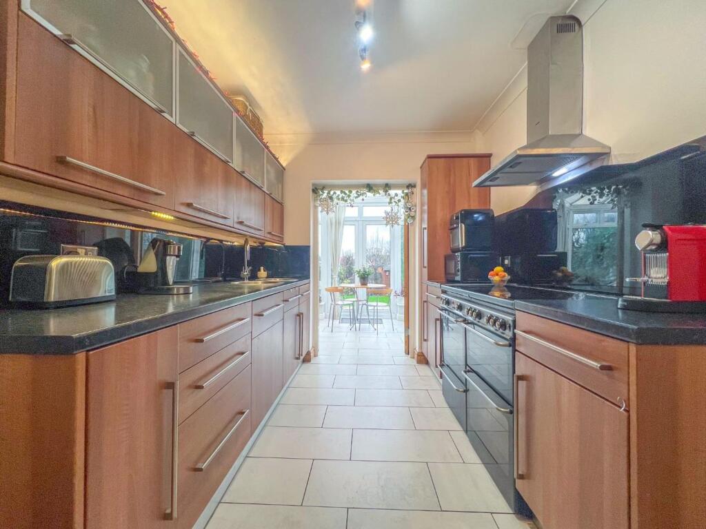 Briars Close - Image-13.jpg