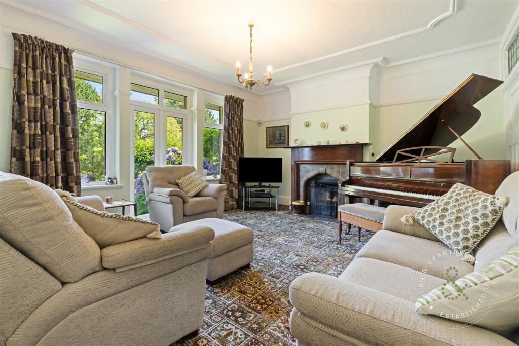 Lake Road West, Roath Park, Hern Crabtree (1).jpg