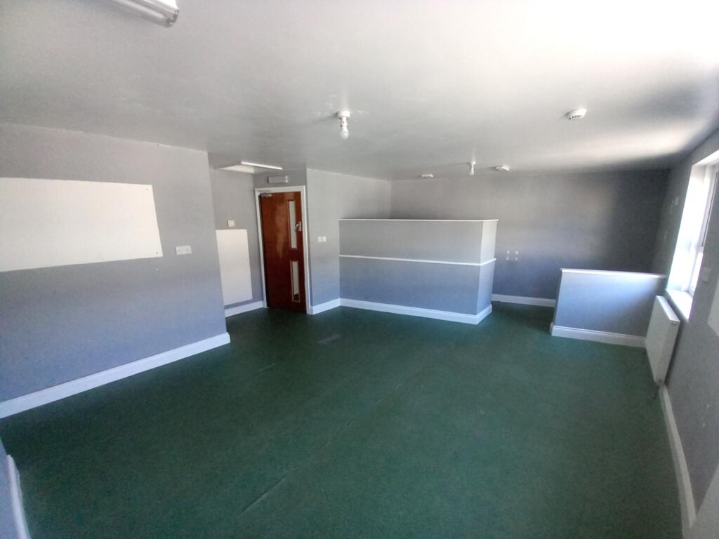 FIRST FLOOR RECEPTION ROOM