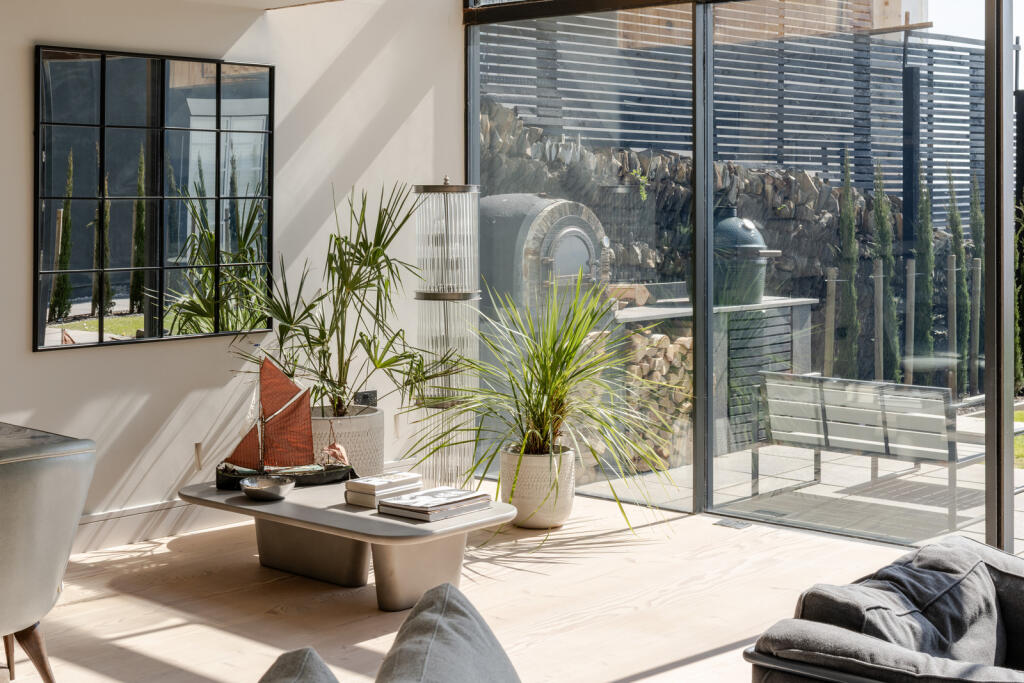 275339 - 20250402-THE-CHALET_N0.8_SAUNTON-SANDS...