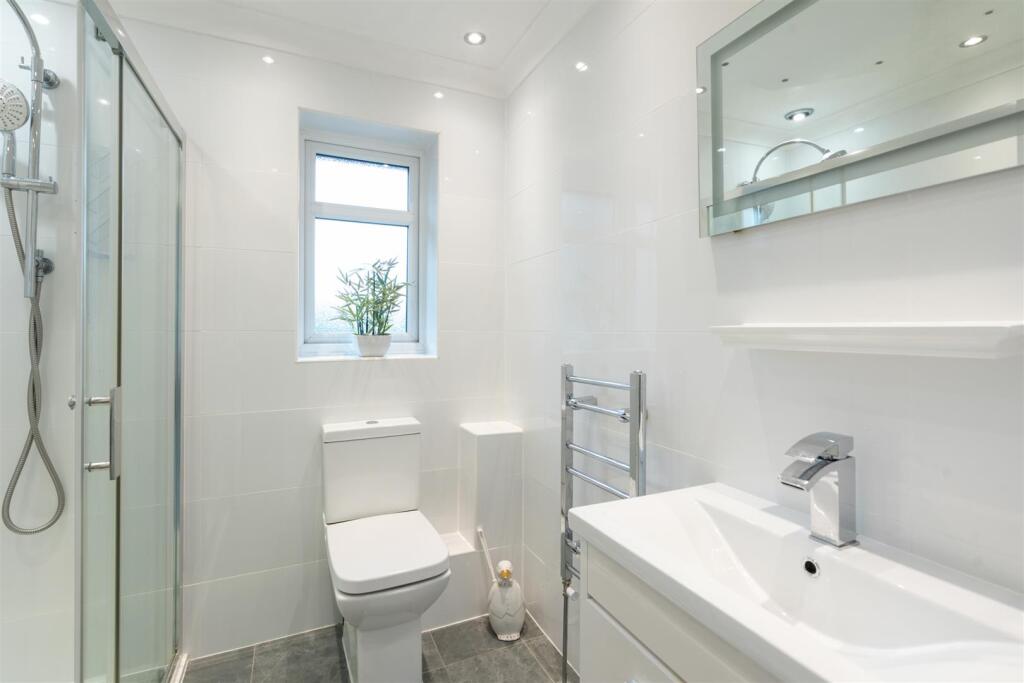 12 Ashborough Drive_6.jpg