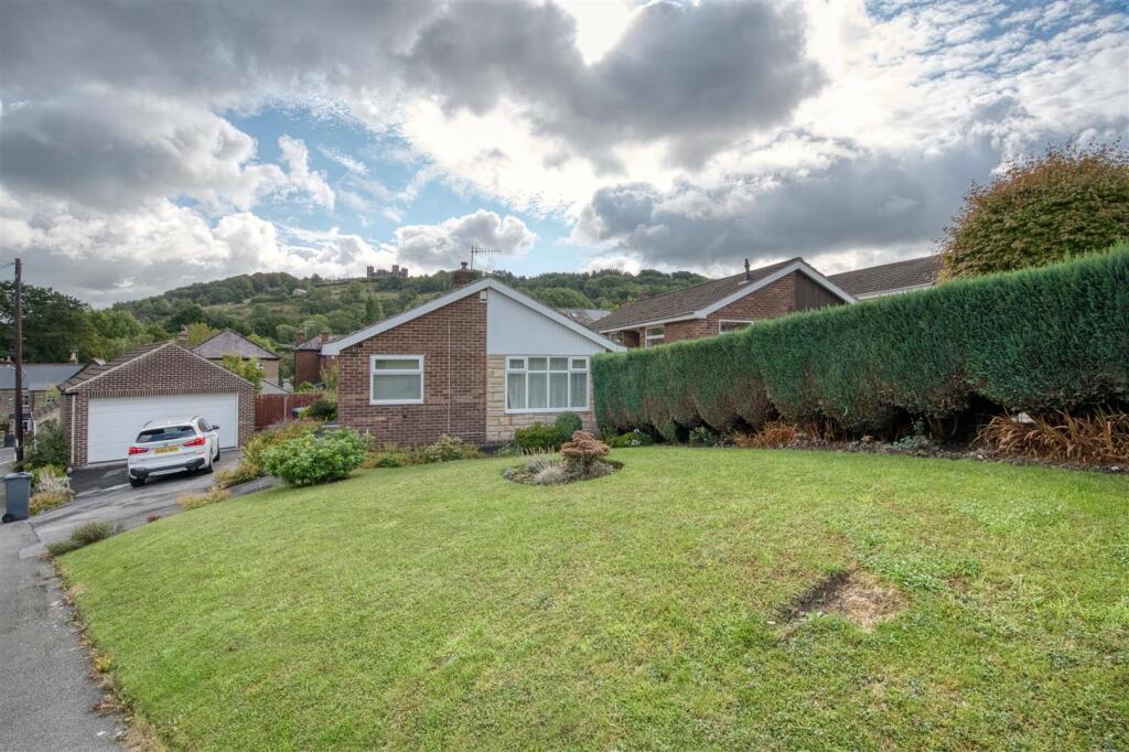 Front of the home and front garden.jpg