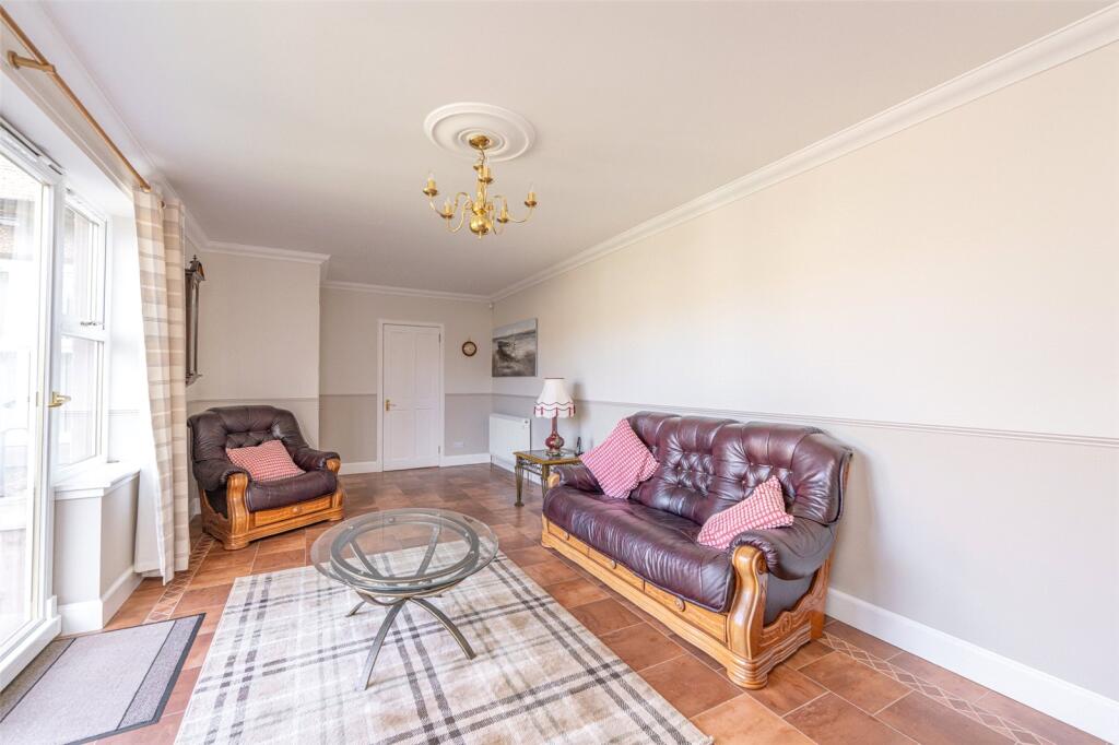 Family Room Alt