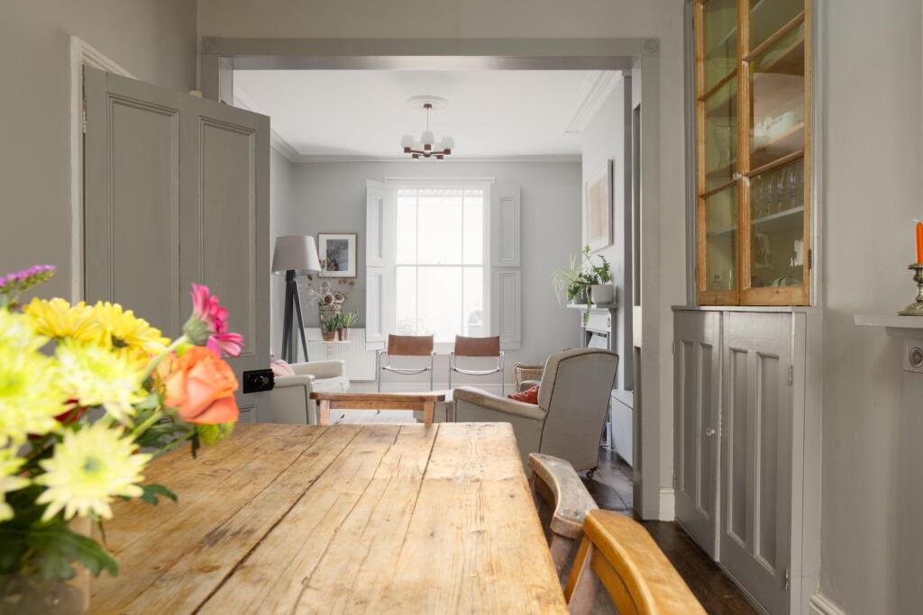 99 Lower Cheltenham Place-12.jpg