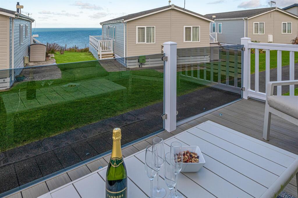 W27-ABERAFON-PARK-EXTERNAL-5.jpg