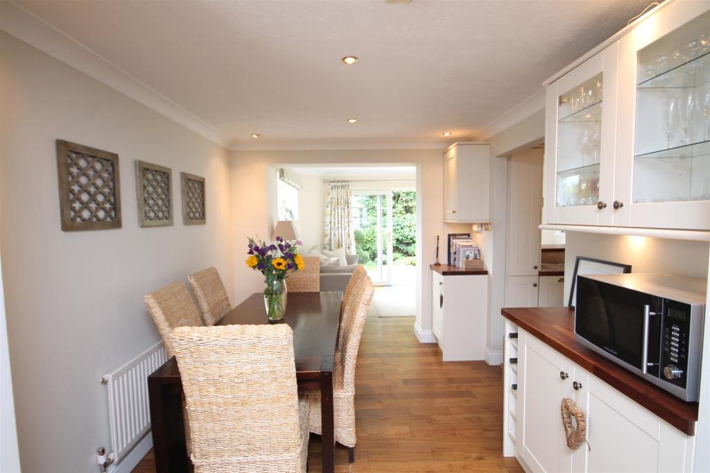 Dinning room .JPG
