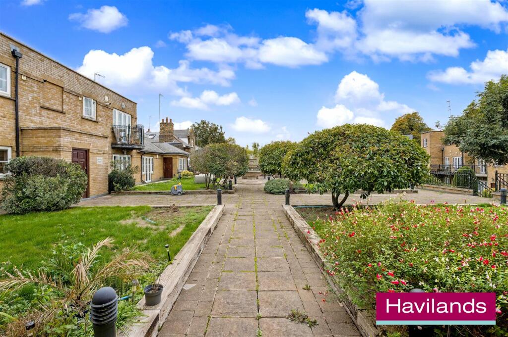 Fountain Court-4.jpg