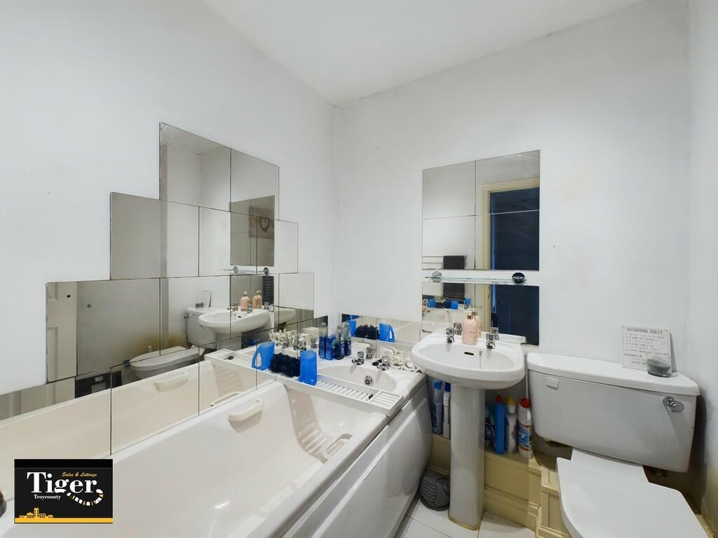 CAM03440G0-PR0049...