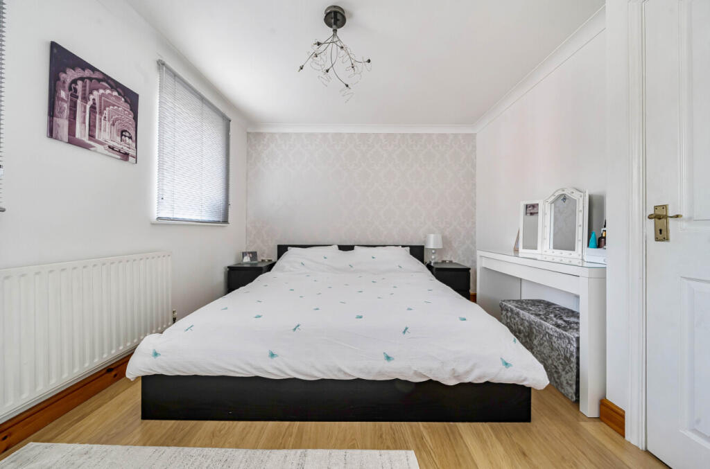 1345688-11-68b069...