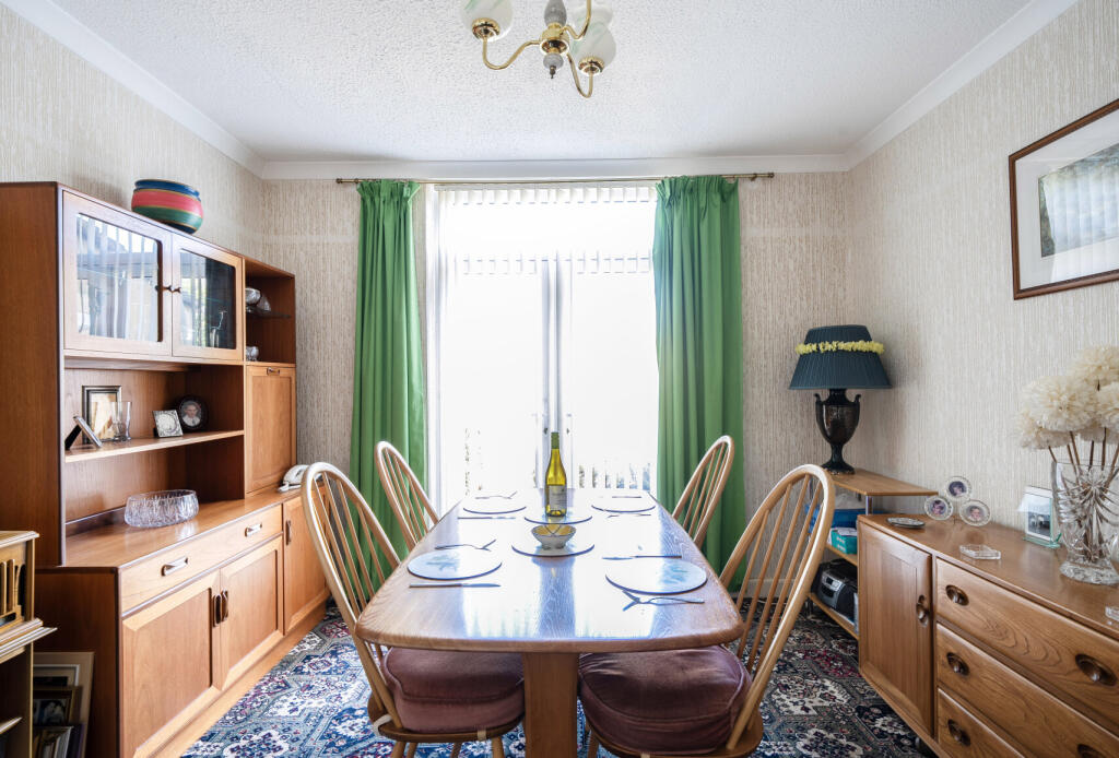 1345743-7-68b84ee...