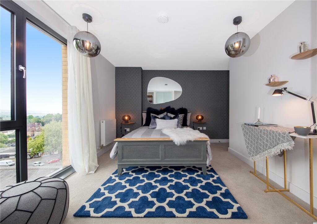 Show Apartment