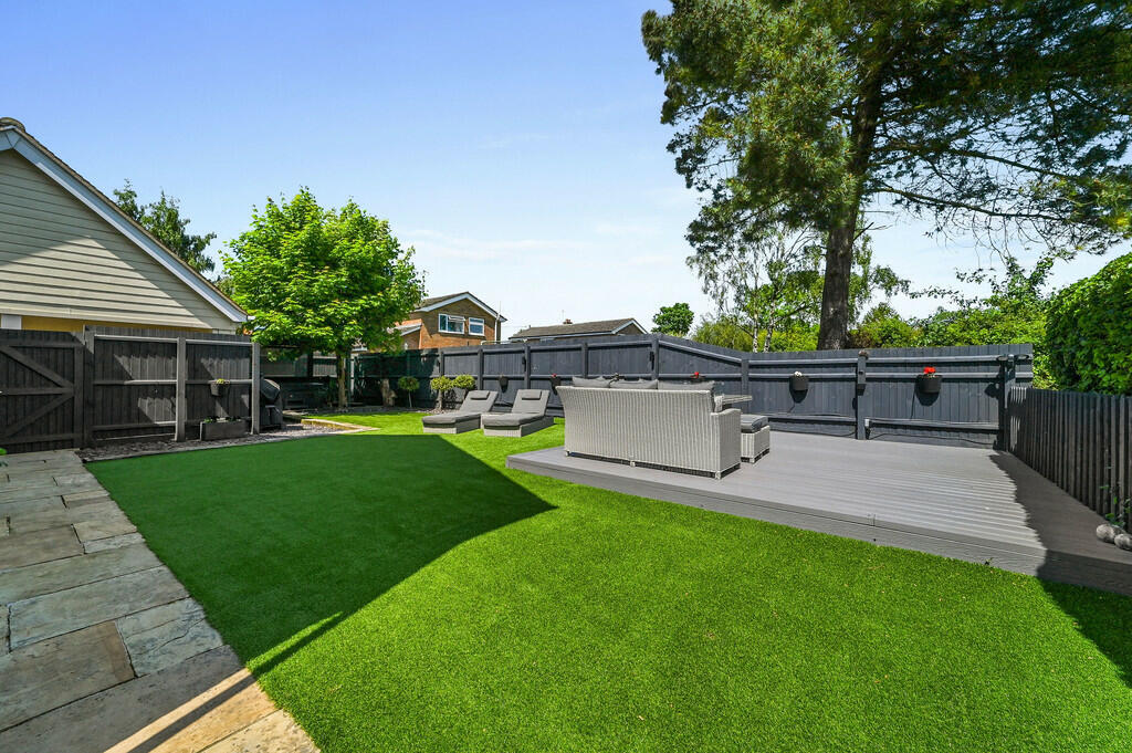 PT-TV-JuniperHous...