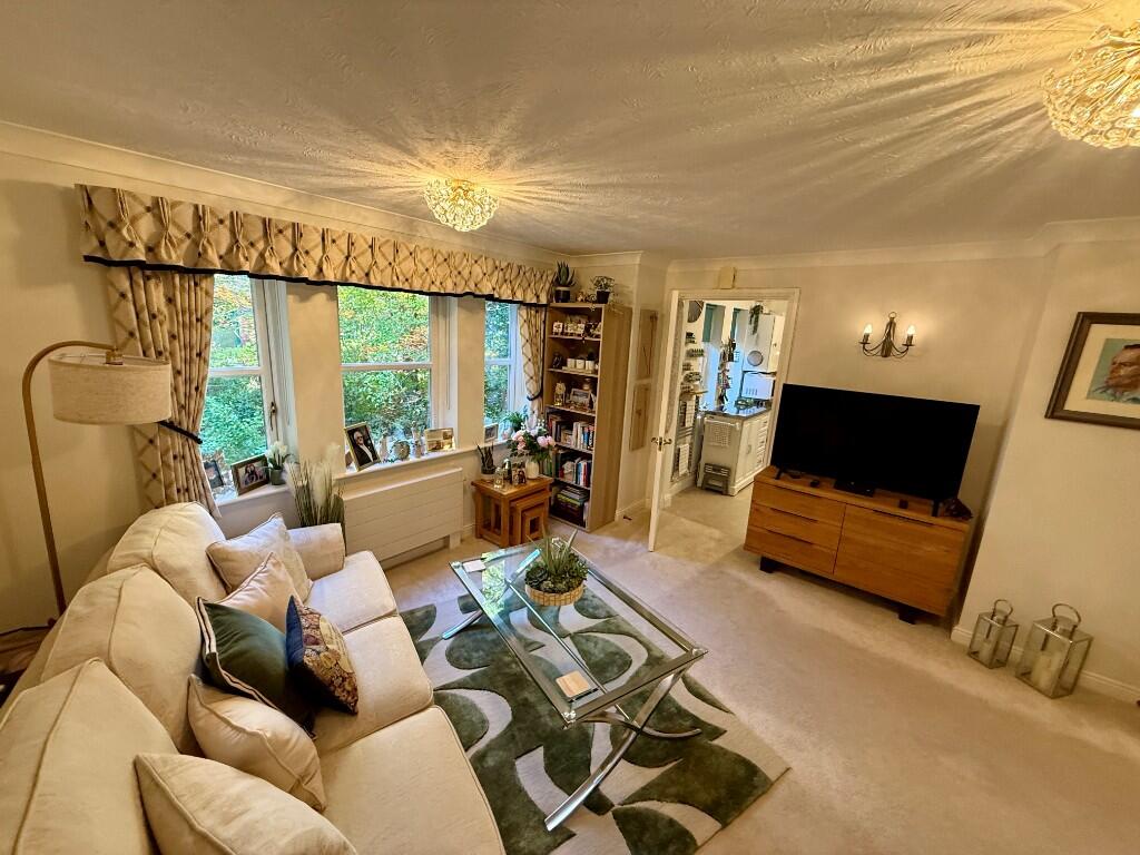 38 Brompton Court