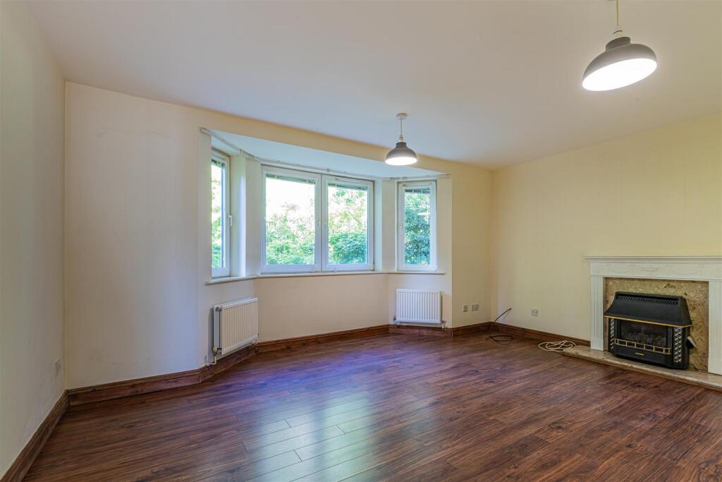 Windlass Court 33-5.jpg