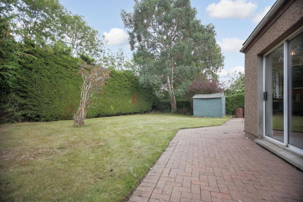 18 Corbiehill Grove, Corbiehill, Edinburgh