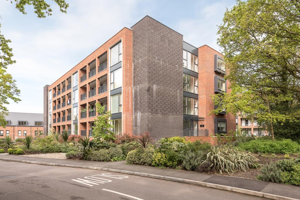 -Olivia-Court-043...